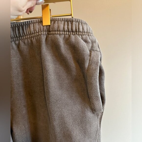 Taylor Swift x Urban Outfitters Oversized Sweatpants Joggers – Women’s Medium - Picture 5 of 6